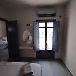 Meridiano Ξενοδοχείο *