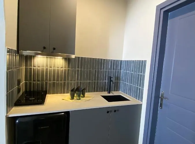 Meridiano Πάρος